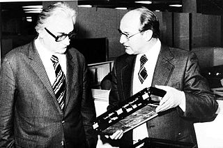Konrad Zuse gemeinsam mit einem weiteren Computer-Pionier